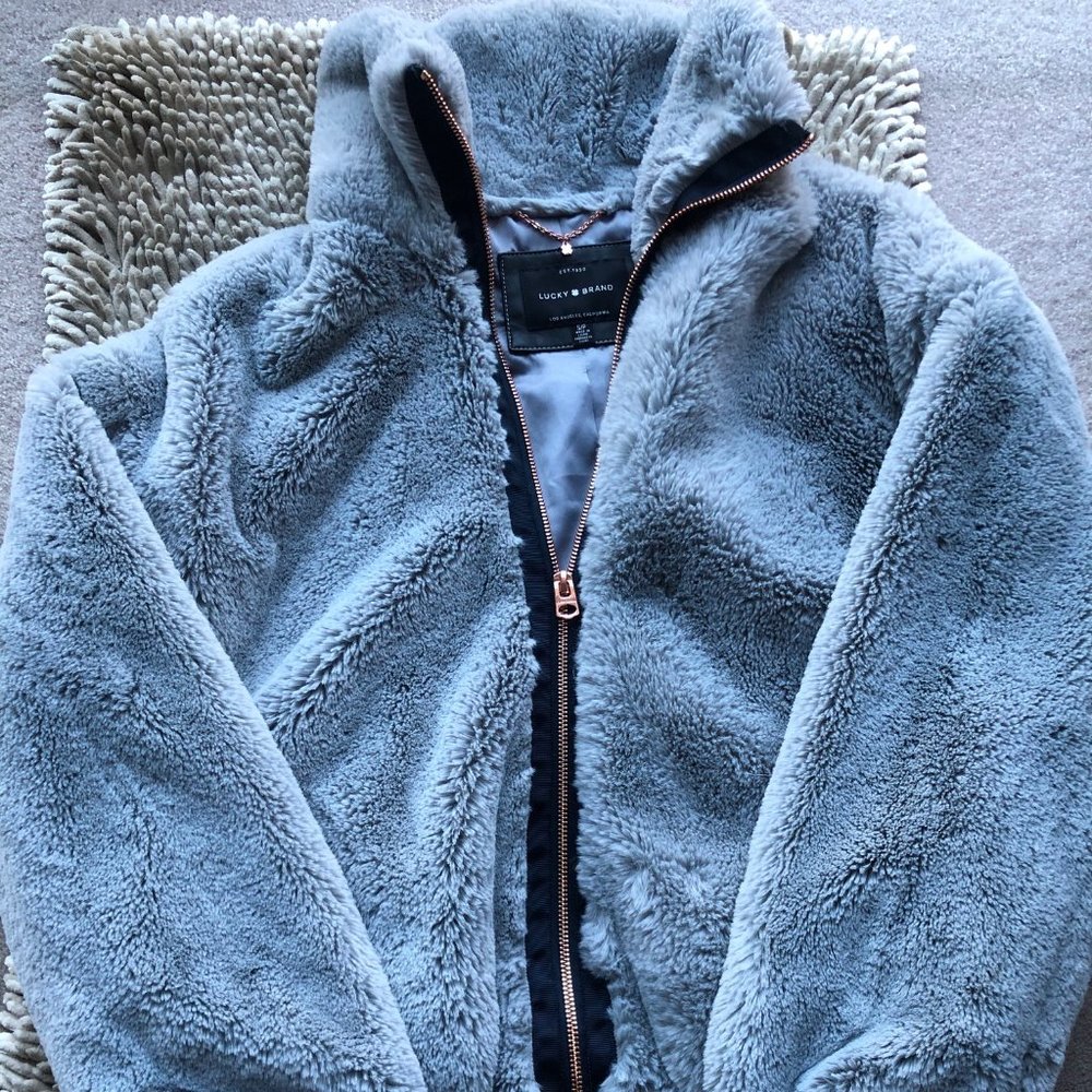 Brand New LUCKY Brand Fluffy Coat S